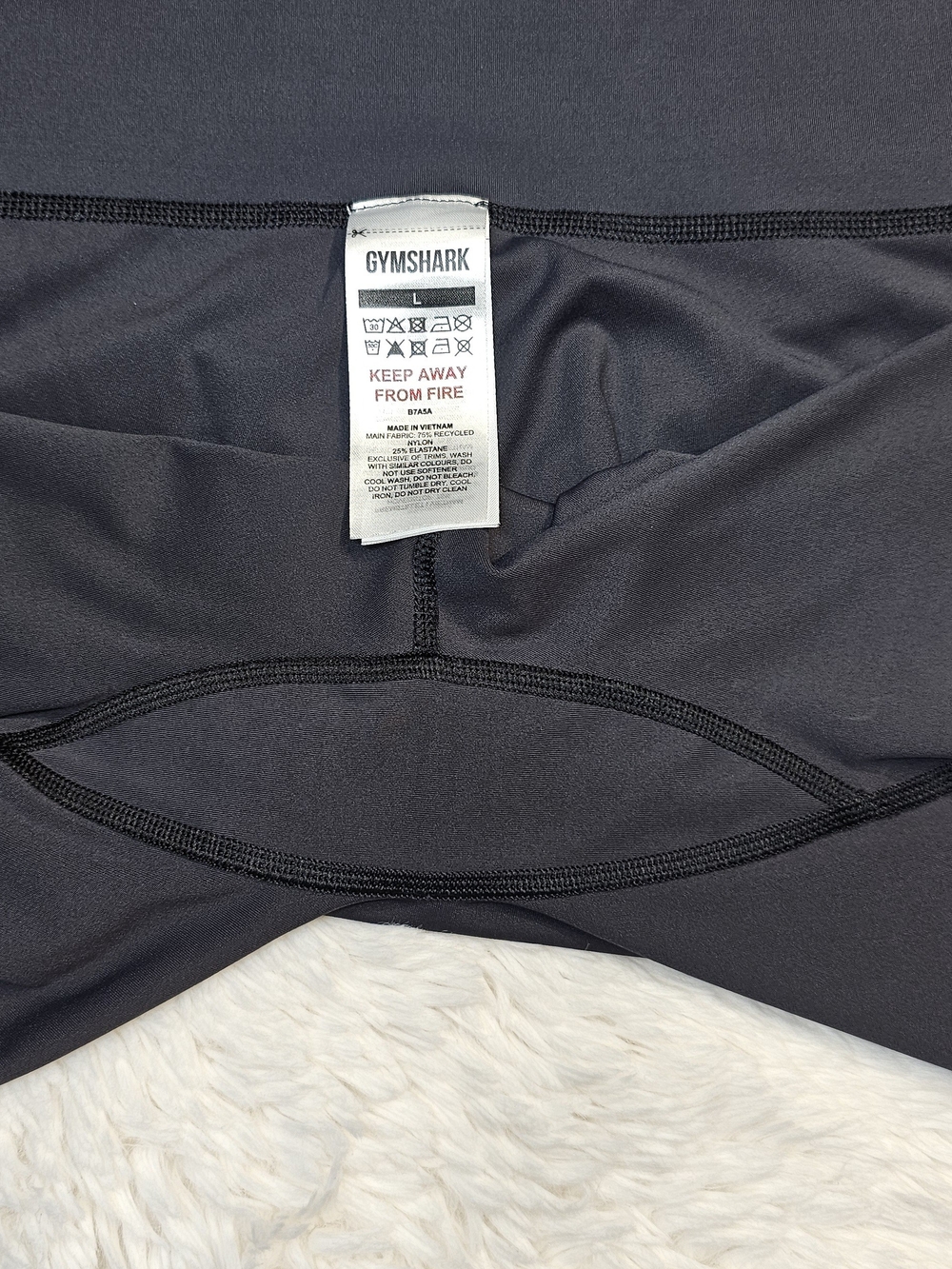 Gymshark Black Training High-Rise Booty Shorts - Size Large - Picture 7 of 7